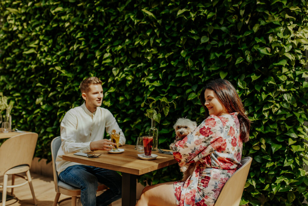 Restauracja Jedli w Wiśle — eleganckie wnętrze i sezonowa kuchnia